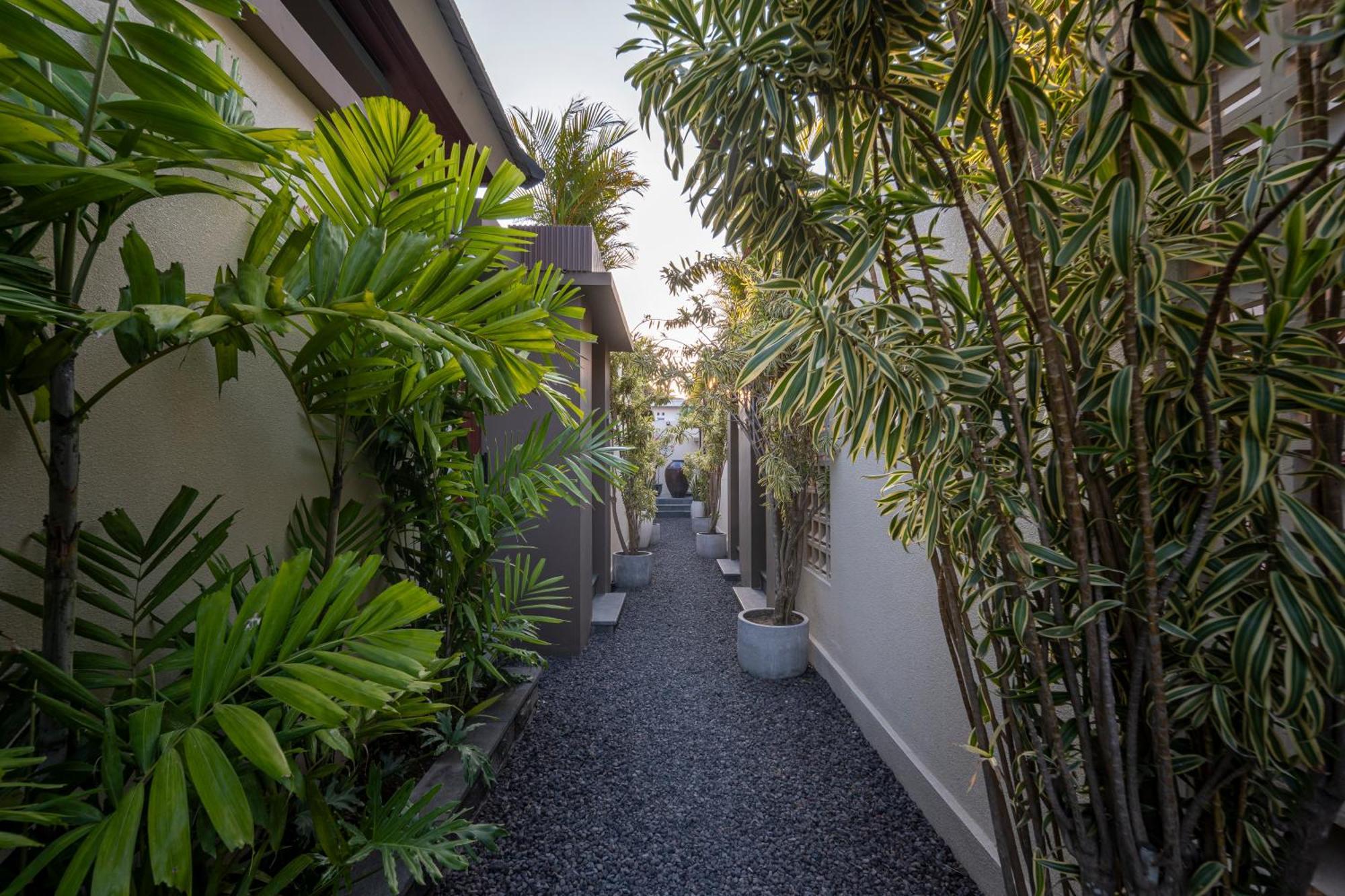 The New Moon Umalas Seminyak Exterior foto